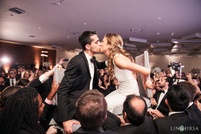 The Hora Jewish Wedding Dance | Tips and Inspiration