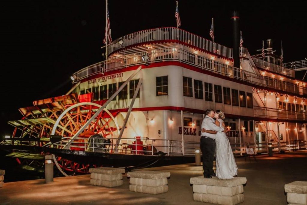 bb riverboats belle of cincinnati wedding venue