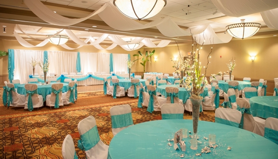 hilton garden inn indianapolis downtown wedding venue