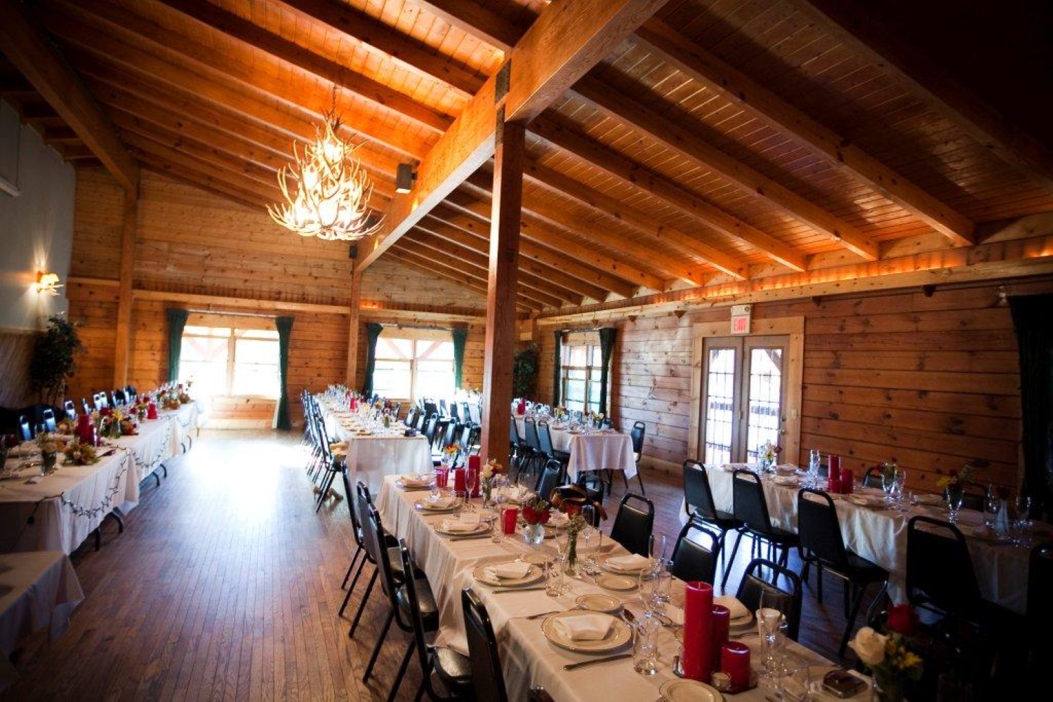 The Cliffview Lodge Venue Info on Wedding Maps