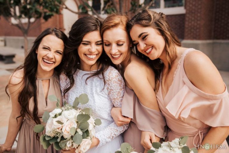 10+ Maid of Honor Duties You’ll Want to Remember