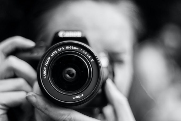 Do You Tip Your Wedding Photographer?