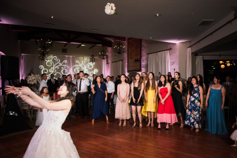The Best Bouquet Toss Songs for an Exciting Wedding Tradition